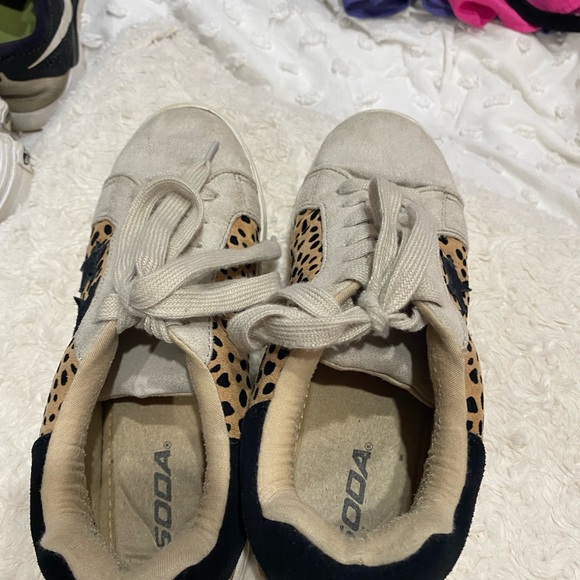 dotted soda sneakers - Picture 3 of 3